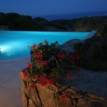 La Sima Villa Con Piscina Vista Mare San Pantaleo Sardegna Exterior foto