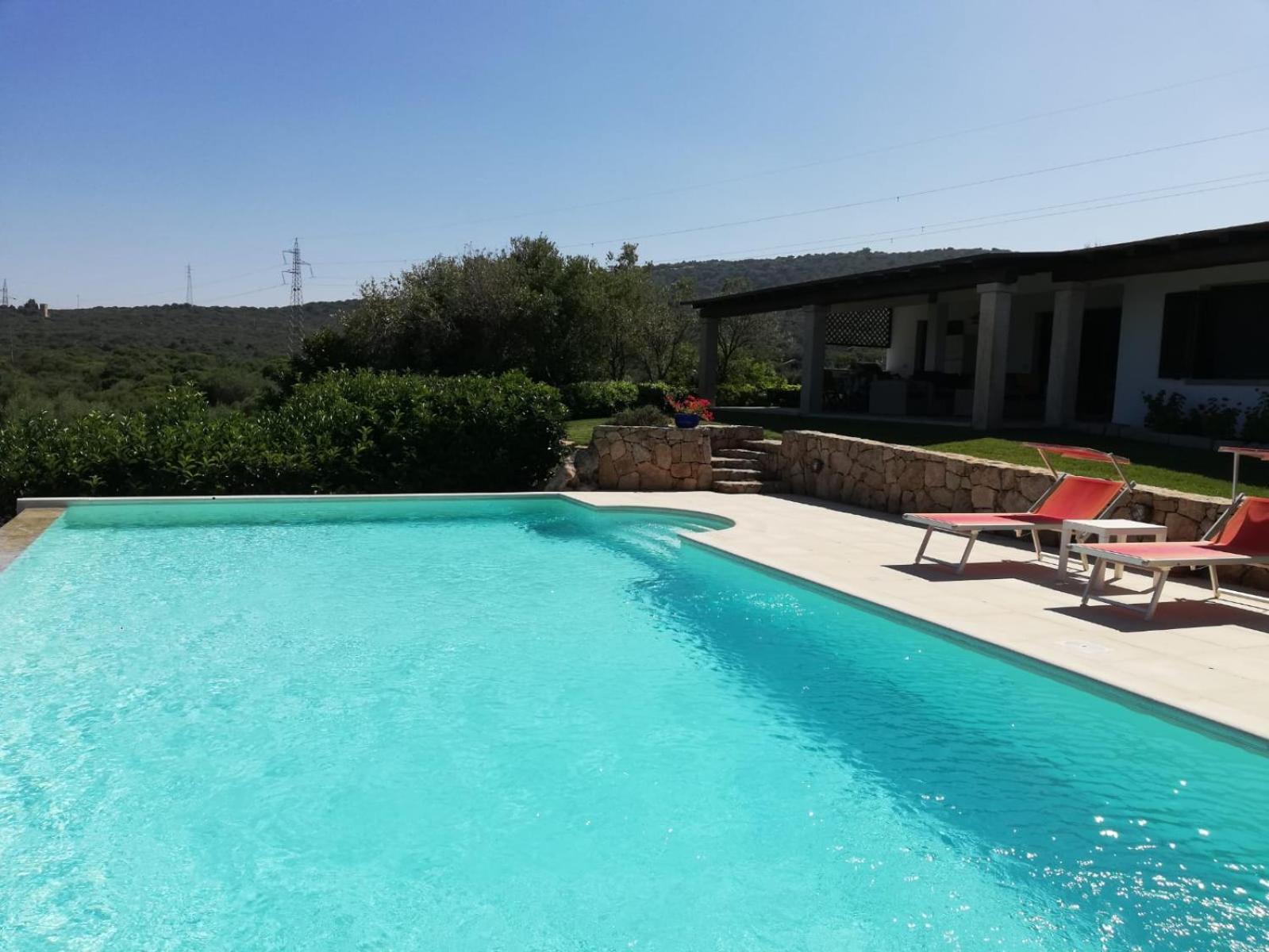 La Sima Villa Con Piscina Vista Mare San Pantaleo Sardegna Exterior foto